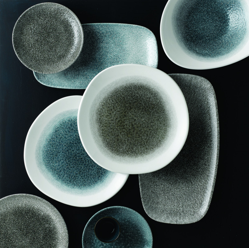 Assiette plate rond bleu porcelaine vitrifiée Ø 26,4 cm Raku Topaz Churchill