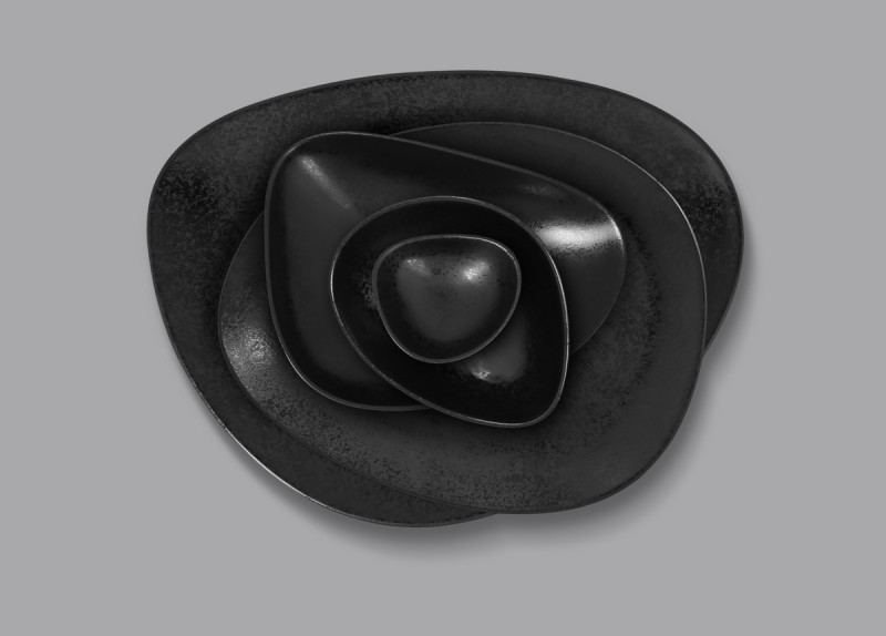 Assiette plate ovale noir porcelaine vitrifiée 22,2x18,1 cm Shaped Rak