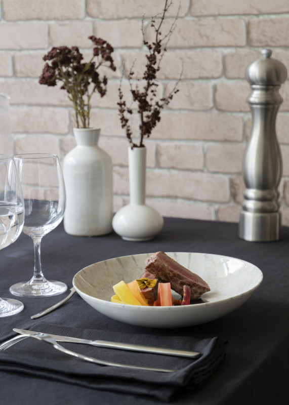 Assiette coupe creuse gris grès émaillé Ø 22 cm Sirocco Accolade