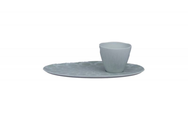 Sous tasse organique Earth porcelaine vitrifiée Ø 25 cm Between Colored Rak